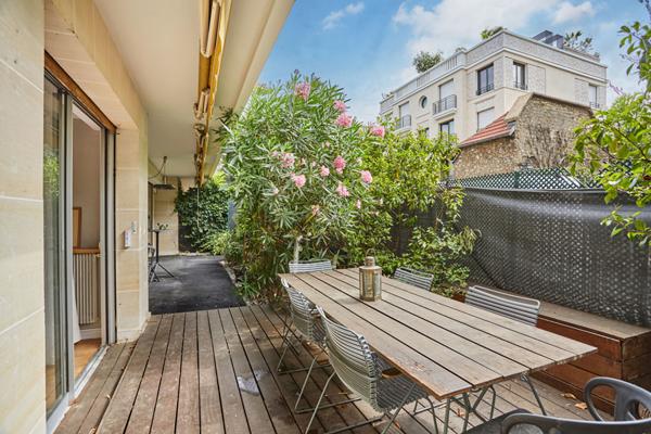 A VENDRE - Neuilly-sur-Seine - Saint-James - Appartement 140.48 m2 avec jardin privatif