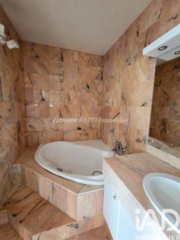 Appartement à vendre 4 pièces 81 m² Carrières-sur-Seine