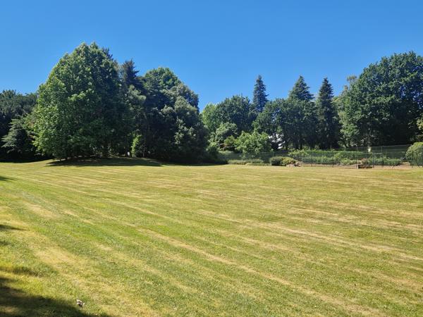 EN BRETAGNE!! PROPRIETE EXCEPTIONNELLE AVEC PISCINE... Pontivy (56300)