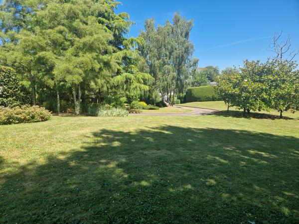 EN BRETAGNE!! PROPRIETE EXCEPTIONNELLE AVEC PISCINE... Pontivy (56300)