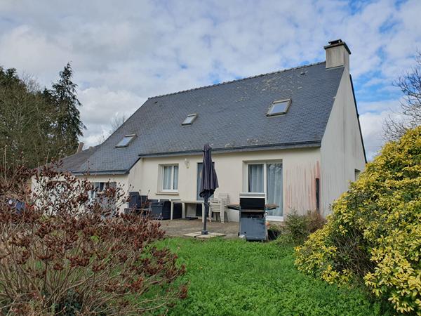 Plumergat, traditionnelle sur plus de 2800 m² , Plumergat