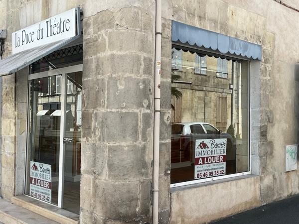 Local commercial
                                                                                                                                                                                                                                                                                                                        2 pièce(s)                                                                                                                                                                                                          37.35  m²