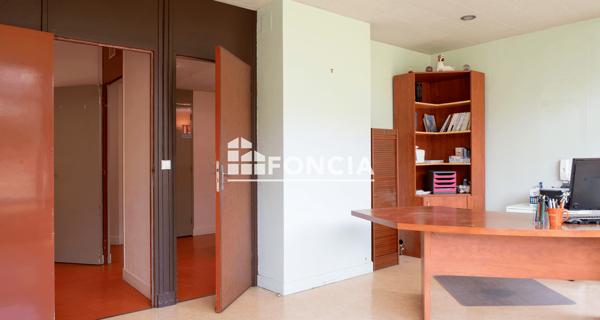 À vendre Local commercial 120.81 m² - Amiens 80000