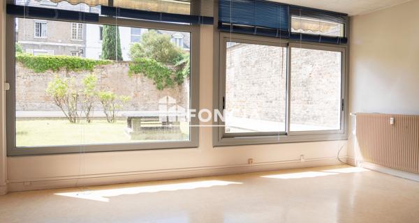 À vendre Local commercial 120.81 m² - Amiens 80000