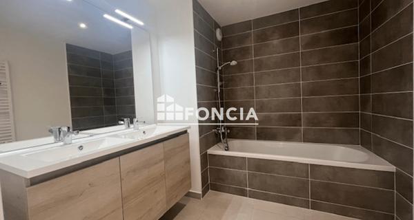 À vendre Appartement 4 pièces 84 m² - Rillieux-la-pape 69140