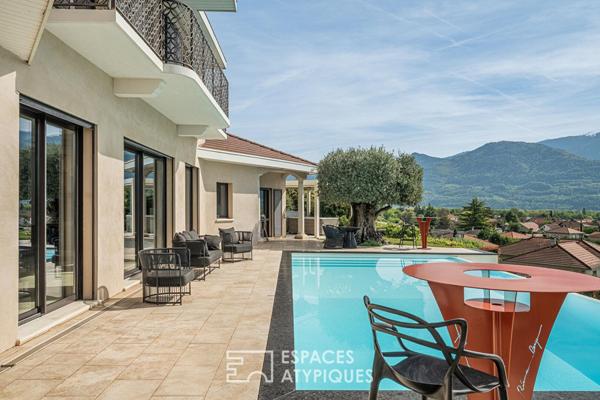 Villa d’exception à la vue panoramique avec piscine