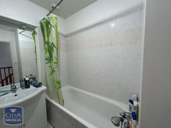 Maison à louer 3 pièces 71.54m² Gaël (35290)