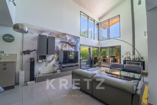 Aix-en-Provence – Luynes | Villa contemporaine d’architecte avec piscine