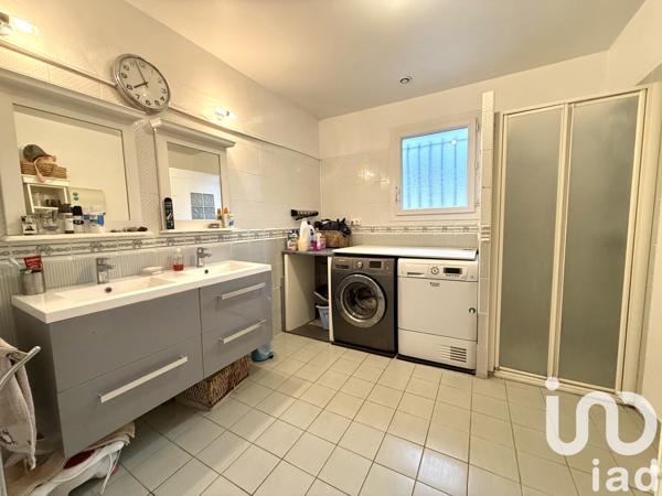 Maison à vendre 5 pièces 140 m² Serres-Sainte-Marie