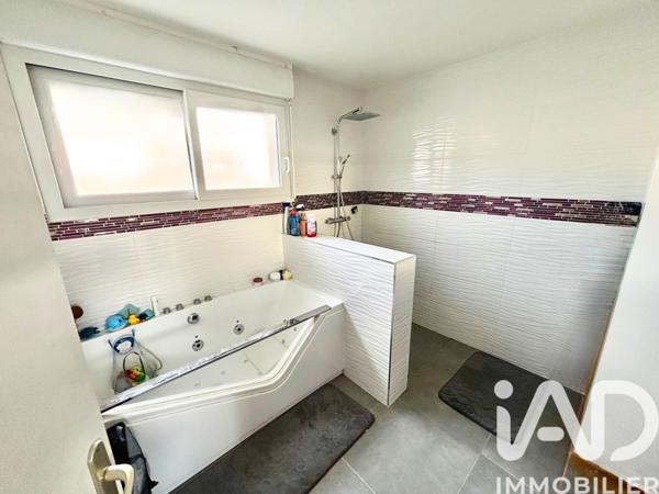 Maison à vendre 5 pièces 109 m² Cestas