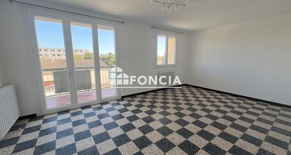 Location Appartement 4 pièces 85.09 m² - Monteux 84170