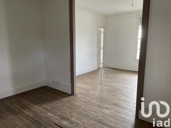 Appartement 7 pièces de 140 m² à Saint-Erme-Outre-et-Ramecourt (02820)
