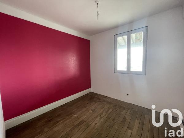 Appartement 7 pièces de 140 m² à Saint-Erme-Outre-et-Ramecourt (02820)