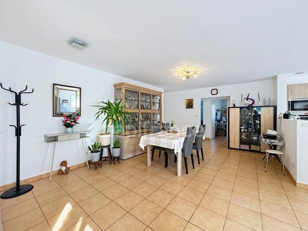 Maison - 4 pièces CAVEIRAC (30)