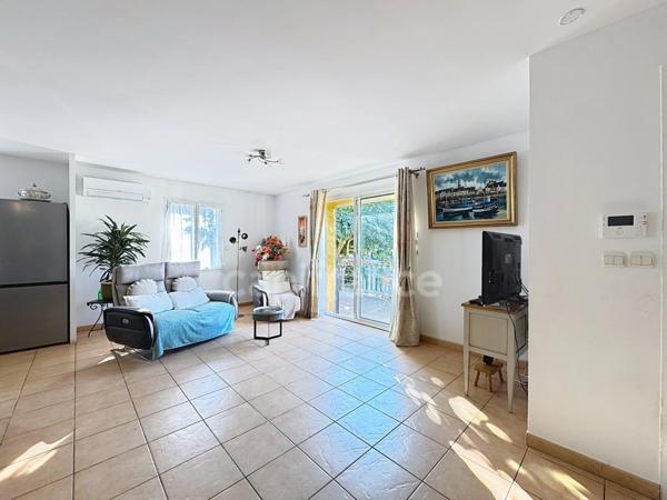 Maison - 4 pièces CAVEIRAC (30)