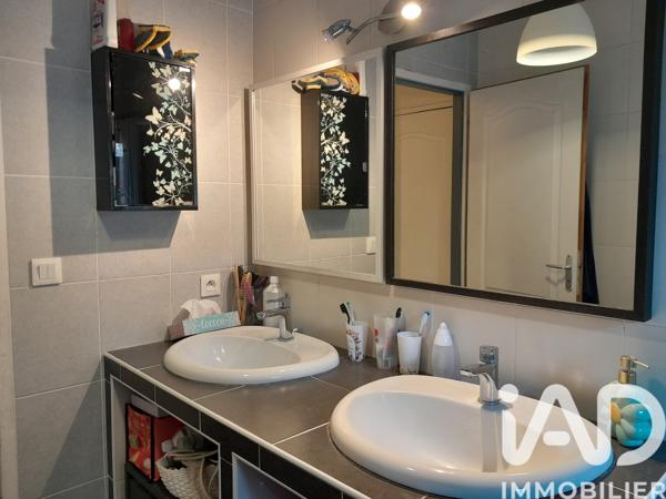 Maison à vendre 7 pièces 129 m² Saint-Yzan-de-Soudiac