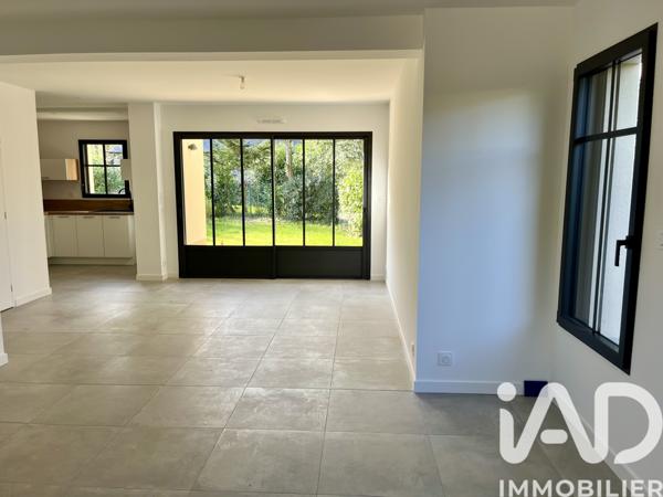 Maison à vendre 6 pièces 105 m² Cesson-Sévigné