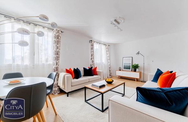 Appartement à vendre 3 pièces 69m² Saint-Cyr-sur-Loire (37540)
