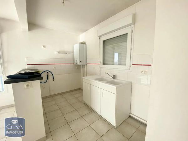 Appartement à louer 4 pièces 81.08m²