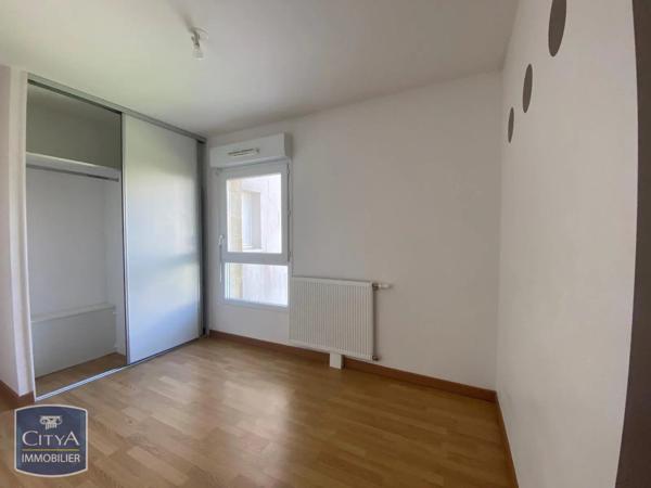 Appartement à louer 4 pièces 81.08m²