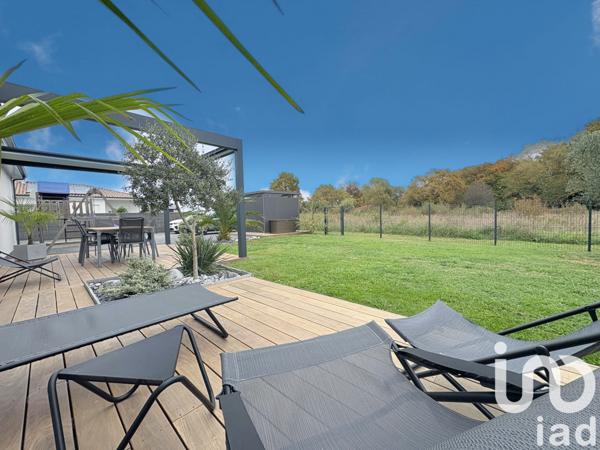 Maison à vendre 6 pièces 128 m² Bretagne-de-Marsan