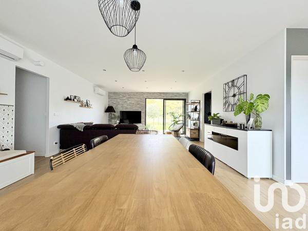 Maison à vendre 6 pièces 128 m² Bretagne-de-Marsan