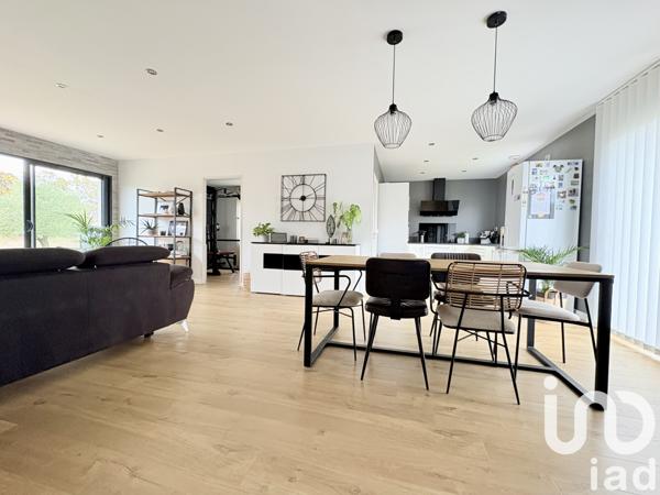 Maison à vendre 6 pièces 128 m² Bretagne-de-Marsan