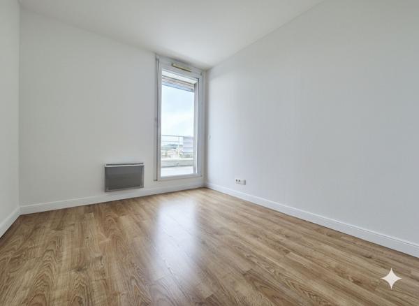 GRADIGNAN -ATTIQUE 4 pièce(s) 81.24 m2