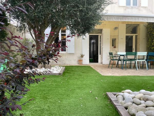 Vente Maison La Rochelle 1 295 000 € HAI - 180 m2 - 4 Chambres - Réf. 681-TERREETMER17_681