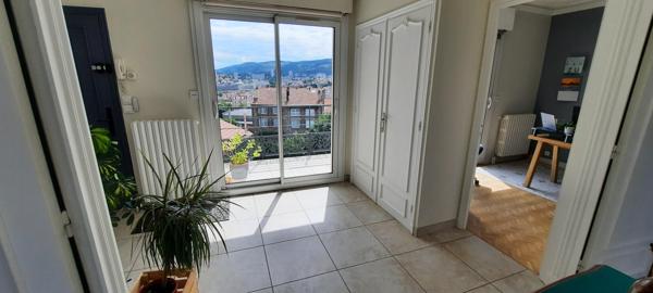 Vente / Appartement T4