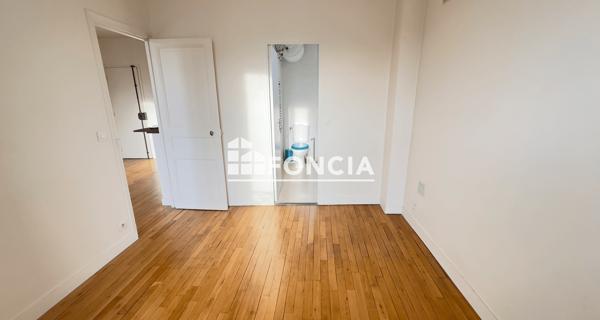 Location Appartement 2 pièces 32.3 m² - Gentilly 94250