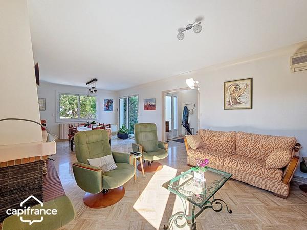 Maison 117 m² (DPE B), 3 chambres, sous-sol, terrain 802m² – THOUARS centre à pied