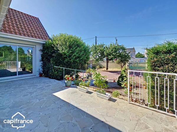 Maison 117 m² (DPE B), 3 chambres, sous-sol, terrain 802m² – THOUARS centre à pied