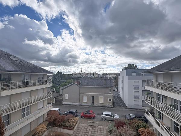 Appartement 5 pièces lumineux à vendre à Angers - Dernier étage avec garage et cave