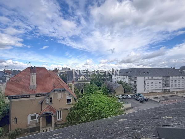 Appartement 5 pièces lumineux à vendre à Angers - Dernier étage avec garage et cave