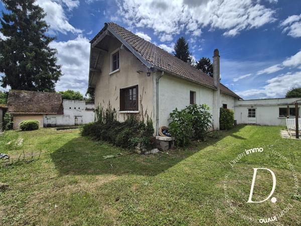 MAISON AVEC DEPENDANCES ET GARAGE GASNY CENTRE