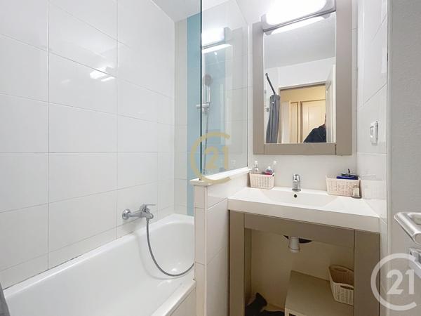 Appartement F2 à vendre  2 pièces - 30,39 m2 CANNES LA BOCCA - 06