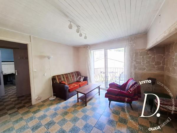 BOUZIGUES – MAISON VIGNERONNE 128 M² – GARAGE DE 112 M² – COUR
