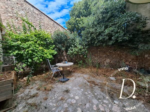 BOUZIGUES – MAISON VIGNERONNE 128 M² – GARAGE DE 112 M² – COUR