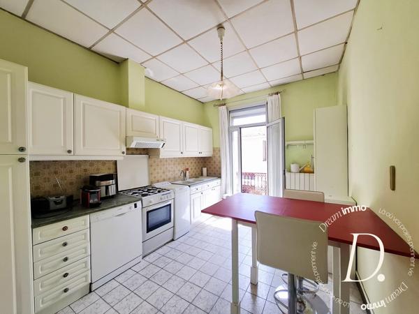 BOUZIGUES – MAISON VIGNERONNE 128 M² – GARAGE DE 112 M² – COUR