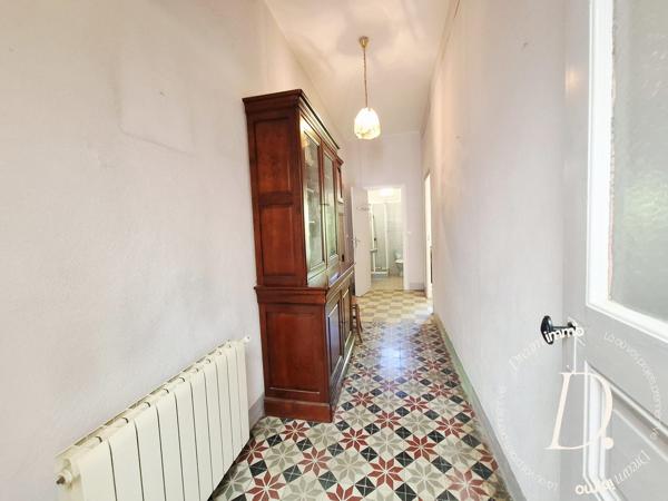BOUZIGUES – MAISON VIGNERONNE 128 M² – GARAGE DE 112 M² – COUR