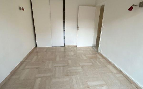 Appartement à louer    3 pièces • 68,53 m2 Nice