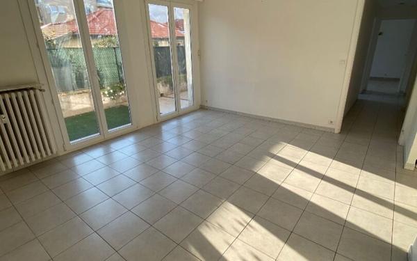 Appartement à louer    3 pièces • 68,53 m2 Nice