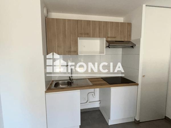 Location Appartement 3 pièces 60.5 m² - 164-166 RUE EDMOND ROSTAND Toulouse 31200