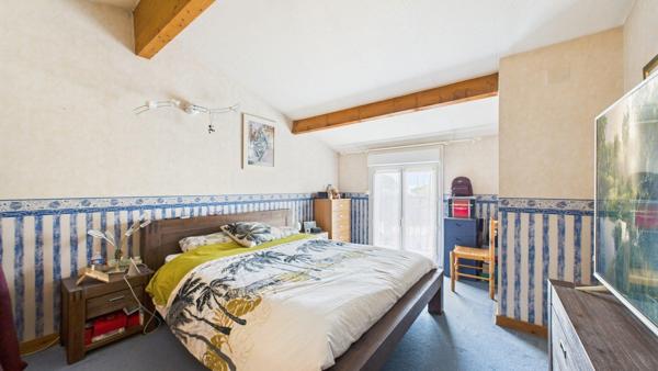 Maison familiale avec piscine, spa et trois garages – Aytré secteur Cottes Mailles