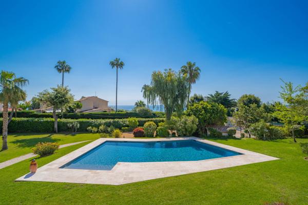 Maison à vendre  5 pièces - 183 m2 CANNES - 06