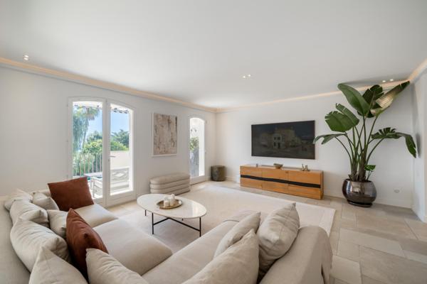 Maison à vendre  5 pièces - 183 m2 CANNES - 06