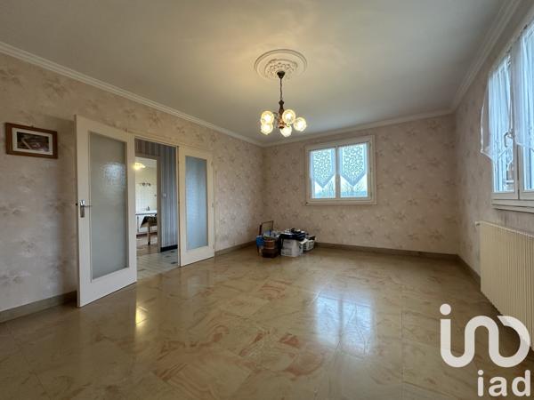 Maison à vendre 6 pièces 88 m² Saint-Julien-du-Sault