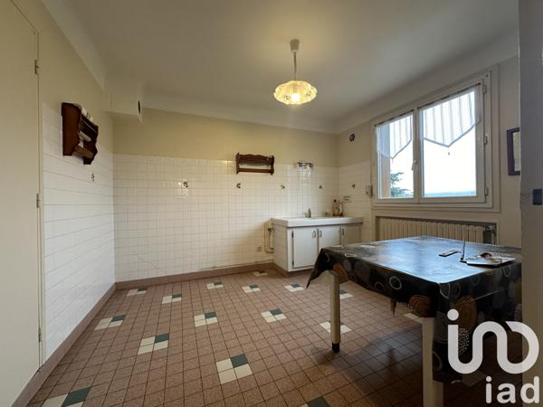 Maison à vendre 6 pièces 88 m² Saint-Julien-du-Sault