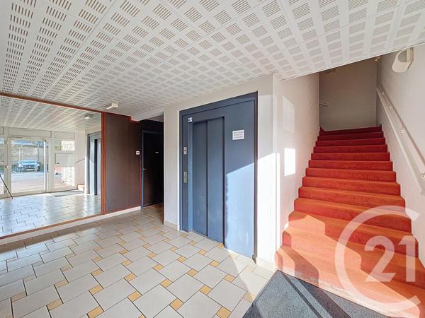 Appartement F3 à vendre  3 pièces - 93,09 m2 DOUVRES LA DELIVRANDE - 14